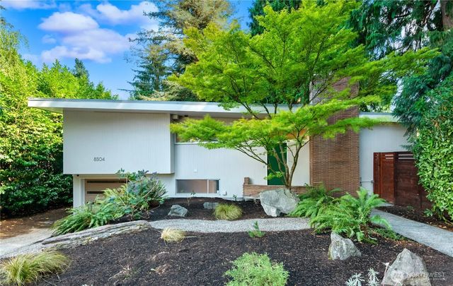 8504 43rd Avenue Ne, Seattle