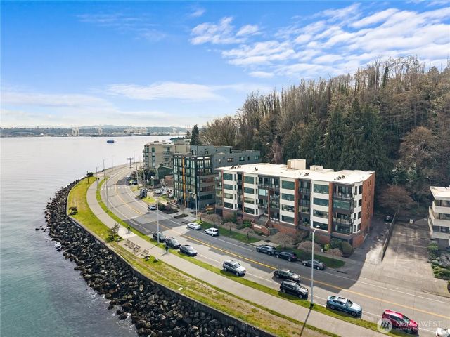 1140 Alki Avenue Sw 204, Seattle