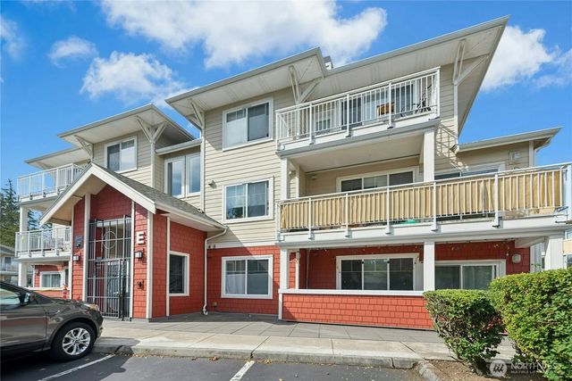 517 225th Lane Ne E202, Sammamish