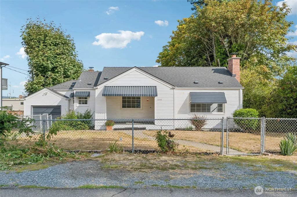 1048 S 100th Street, Seattle