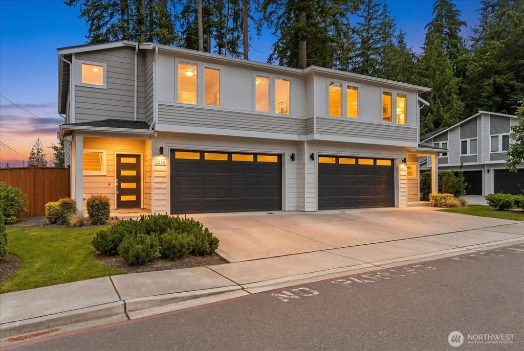121 171st Place Sw A, Bothell