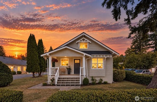 448 Front Street N, Issaquah