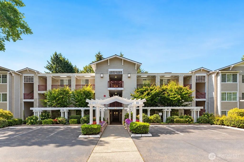 1709 134th Avenue Se 22, Bellevue