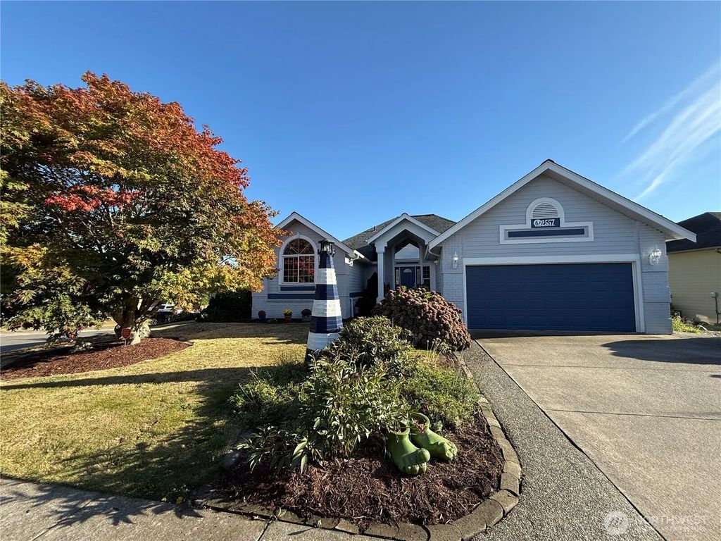 2557 Lakeridge Drive, Ferndale