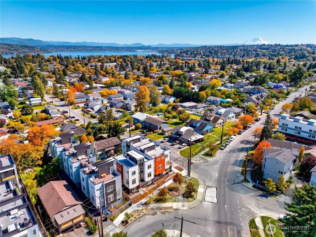 4302 S Holden Street, Seattle