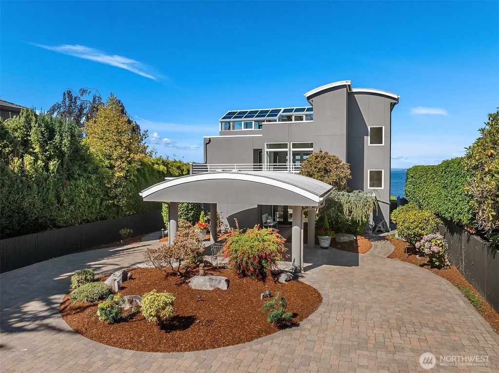 4544 W Sheridan Street, Seattle