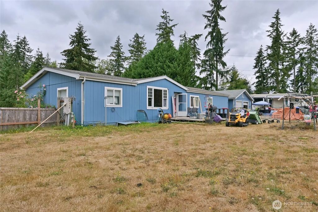 29708 7th Avenue E, Roy
