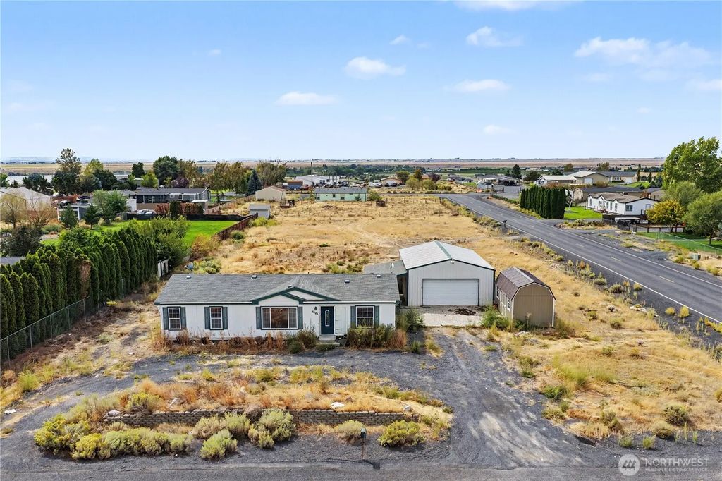 7483 Road E.7 Ne, Moses Lake
