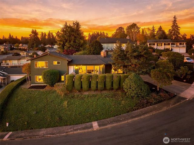 1023 S 286th Place, Federal Way