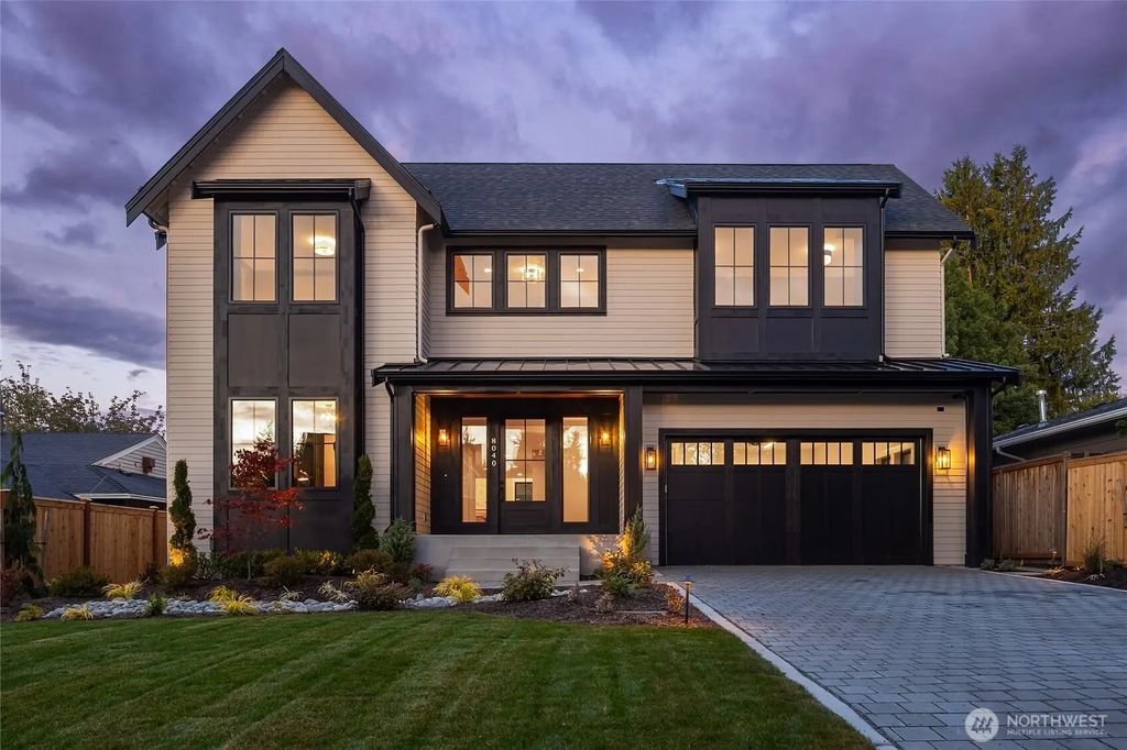 8040 Forest Drive Ne, Seattle