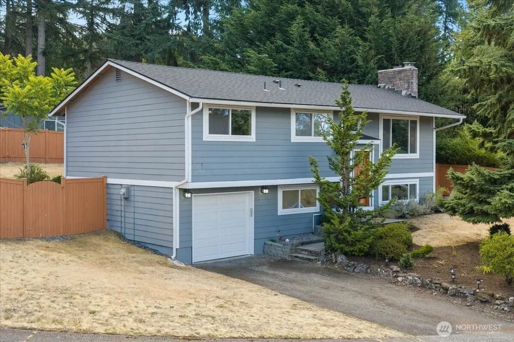 9210 166th Place Ne, Redmond