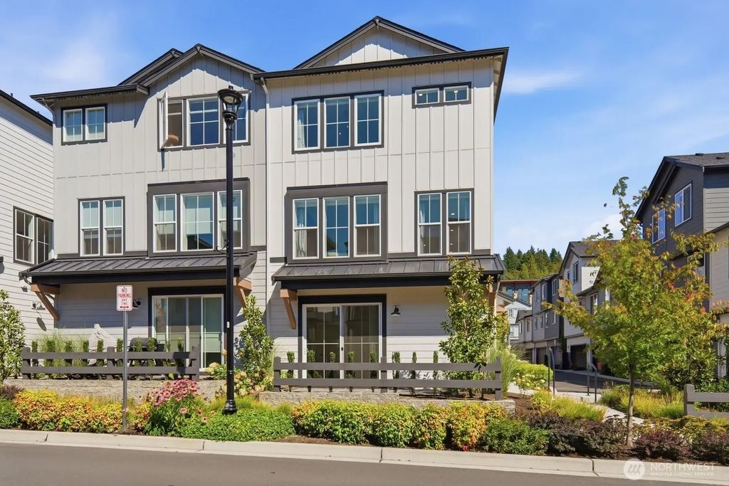 14314 148th Place Ne 28, Woodinville