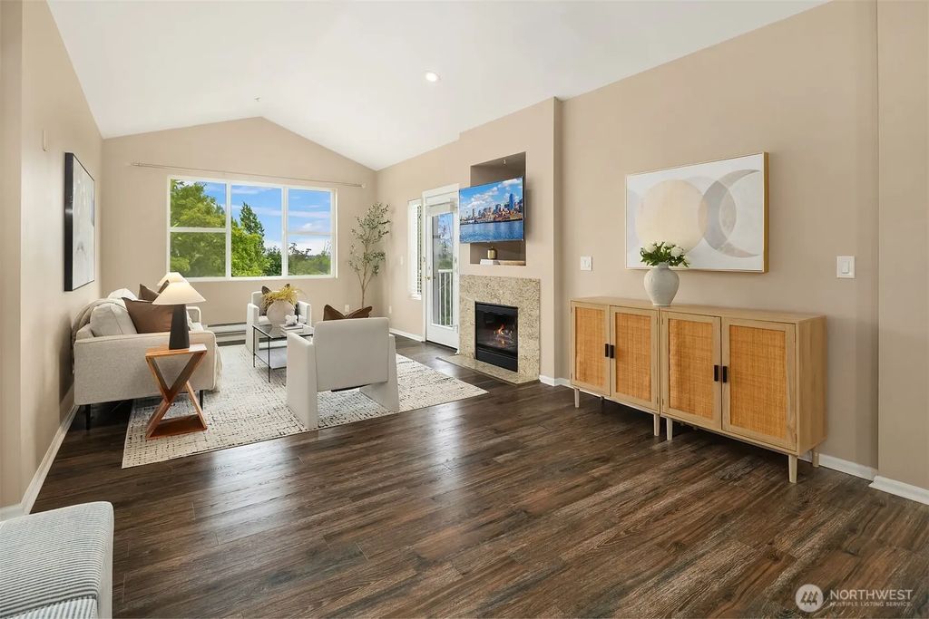 2830 Sw Raymond Street 301, Seattle