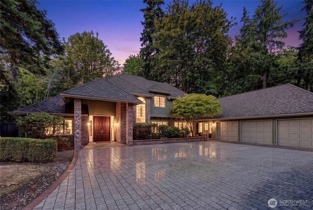 8140 Evergreen Lane, Mercer Island