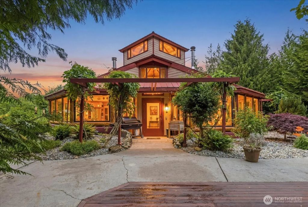 27346 Lake Cavanaugh Road, Mount Vernon