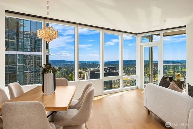 500 106th Avenue Ne 3211, Bellevue