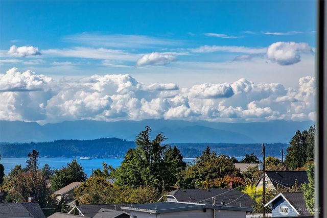 5953 California Avenue Sw 2c, Seattle