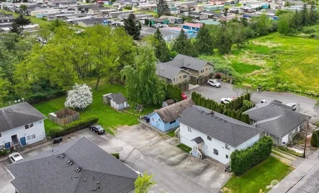 3316 E College Way, Mount Vernon