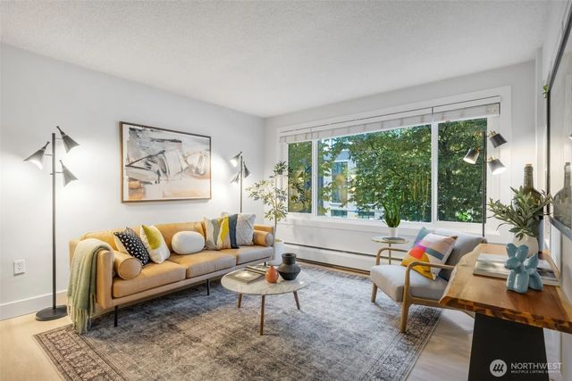 1200 Boylston Avenue 203, Seattle