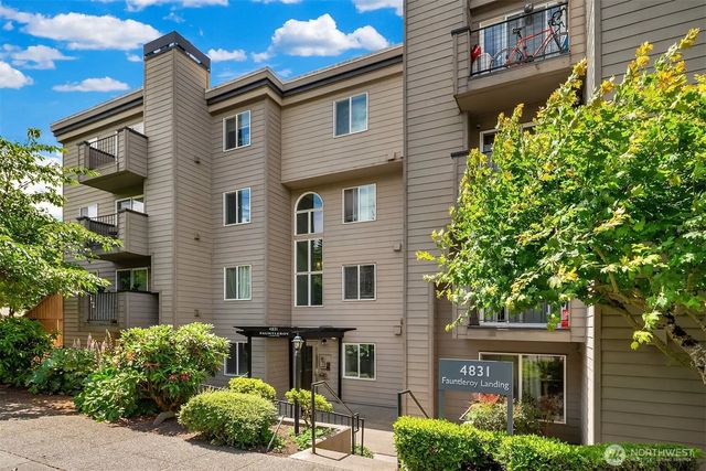 4831 Fauntleroy Way Sw 305, Seattle