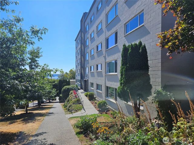 919 2nd Avenue W 407, Seattle