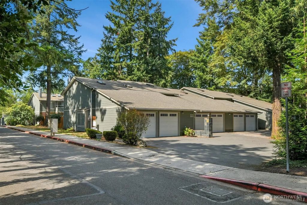 15406 Ne 15th Place D24, Bellevue