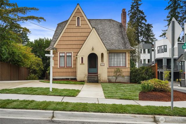 9917 Ne 190th Street, Bothell