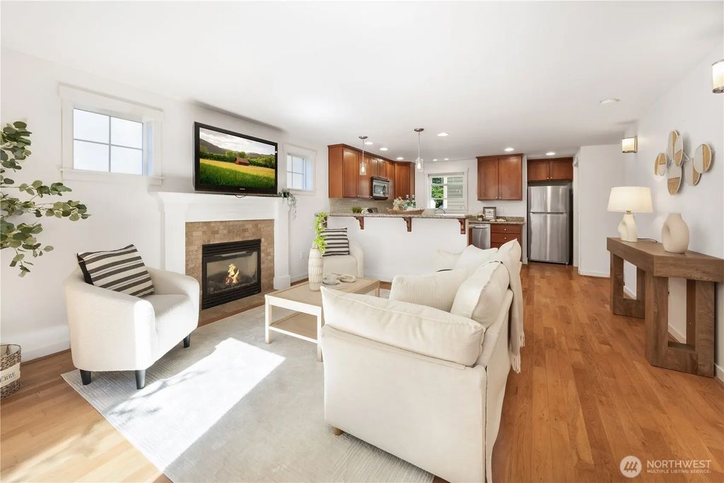1608 Nw 65th Street A, Seattle