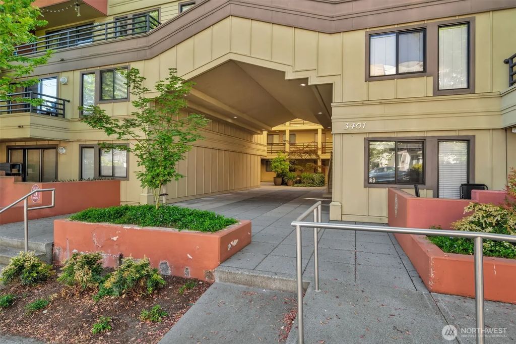 3401 Wallingford Avenue N 210, Seattle