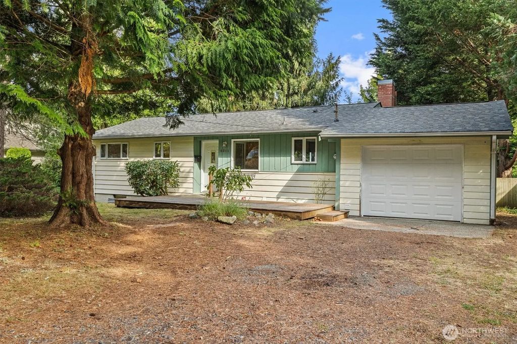 4511 Lakeway Drive, Bellingham