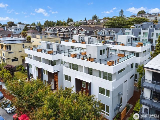 2214 Franklin Ave E B, Seattle