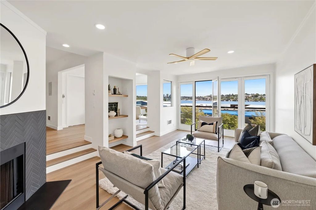 2105 Westlake Avenue N 201, Seattle