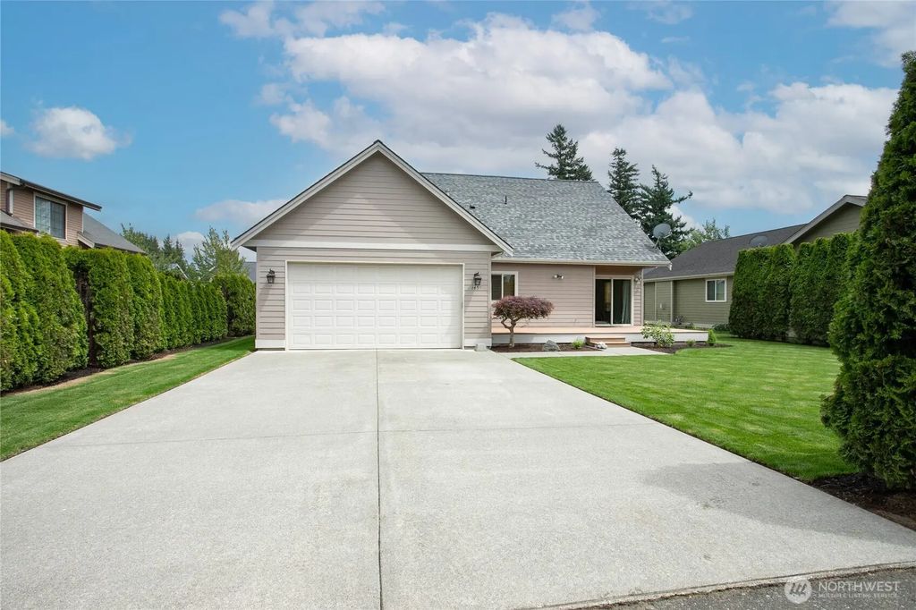 1451 Larkspur Street, Lynden