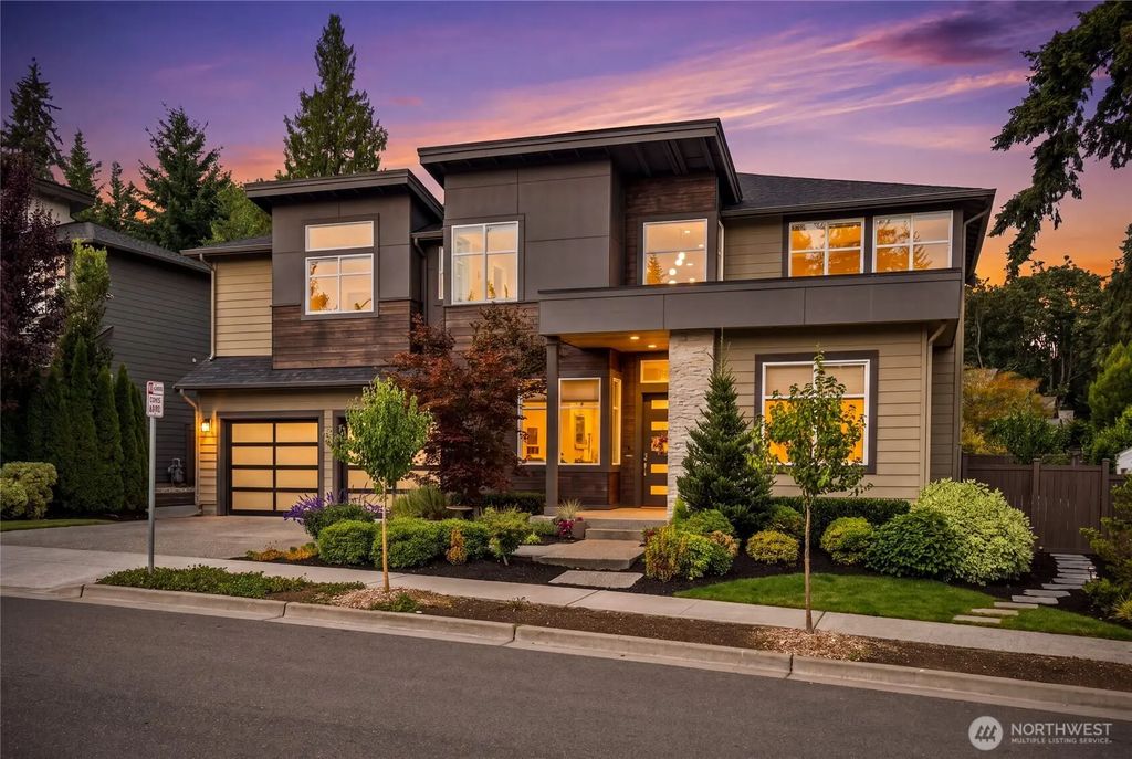 13402 Ne 110th Place, Redmond