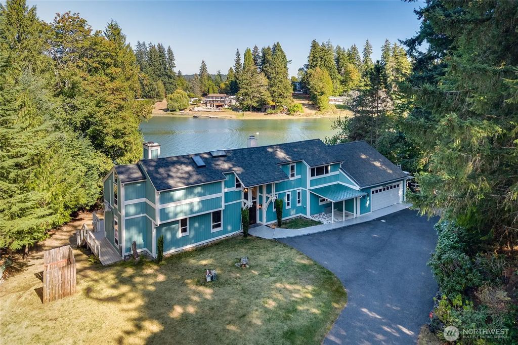 15678 Virginia Loop Road Ne, Poulsbo