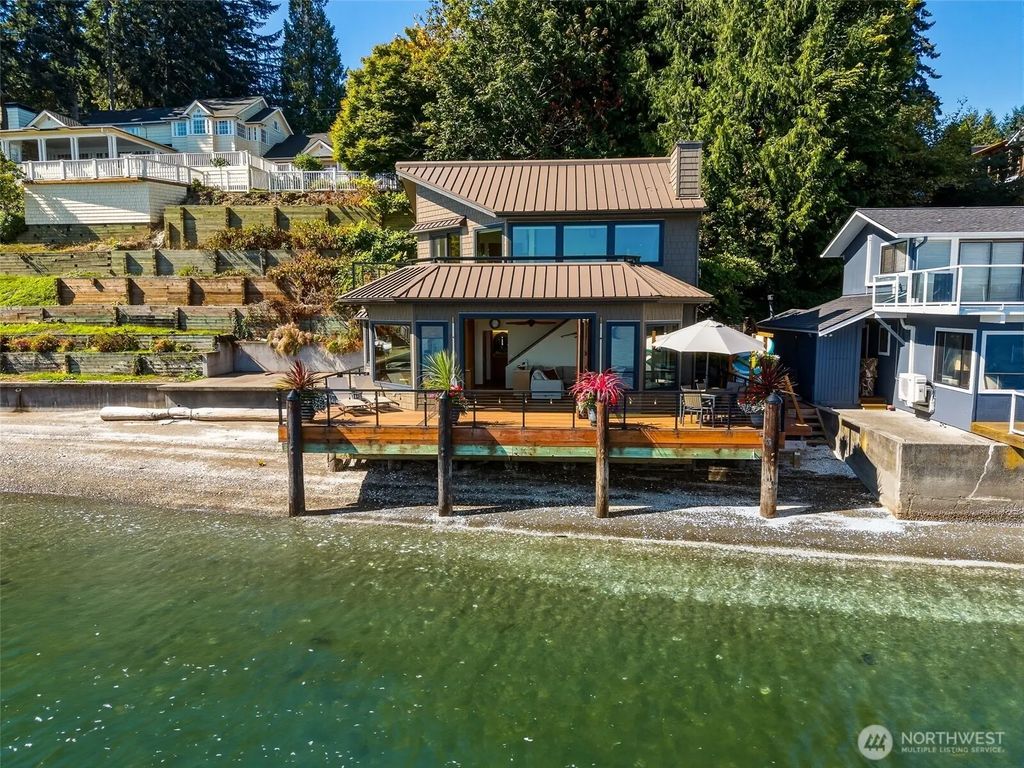 5904 Athens Beach Road Nw, Olympia