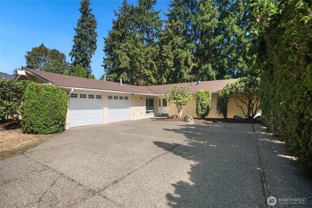 1012 179th Place Ne, Bellevue