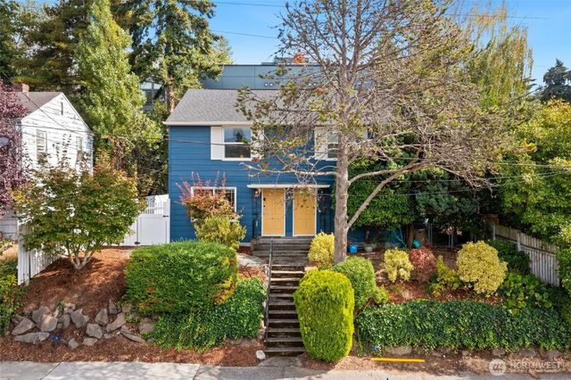 3008 31st Avenue W, Seattle