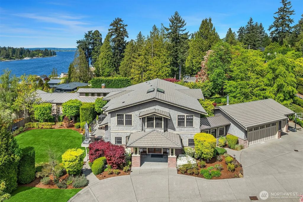 8910 Ne 33rd Street, Yarrow Point