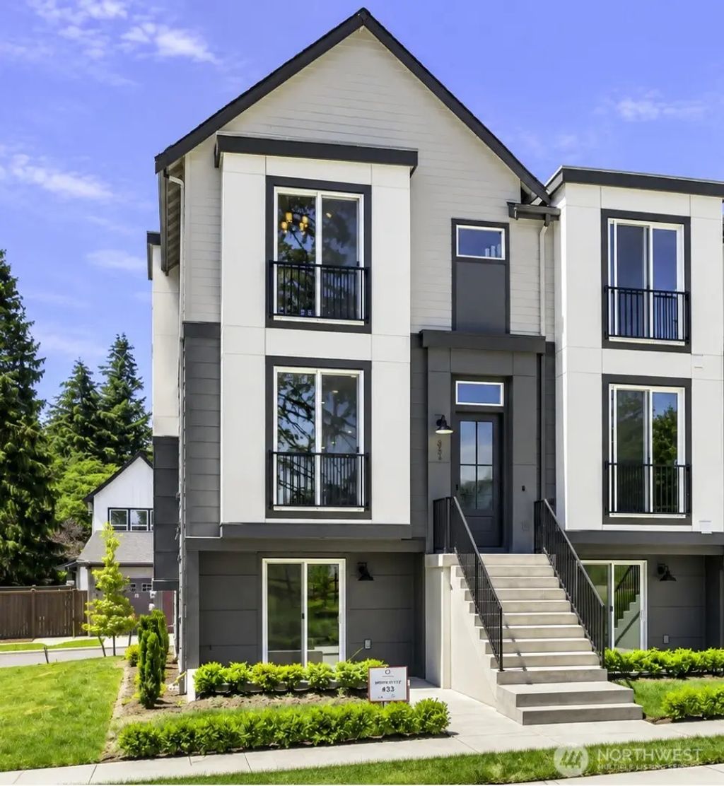 425 Parkside Walk, Sammamish