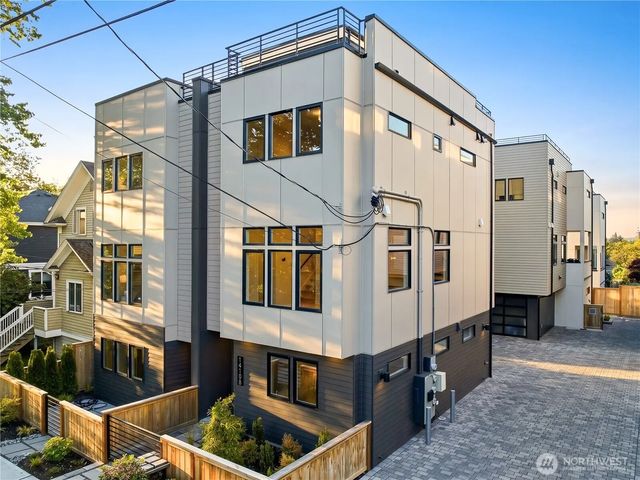 1410 N 47th Street B, Seattle