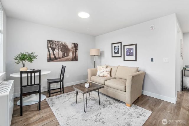 5022 Martin Luther King Jr Way S 502, Seattle
