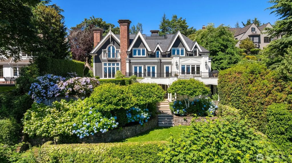 530 36th Avenue E, Seattle