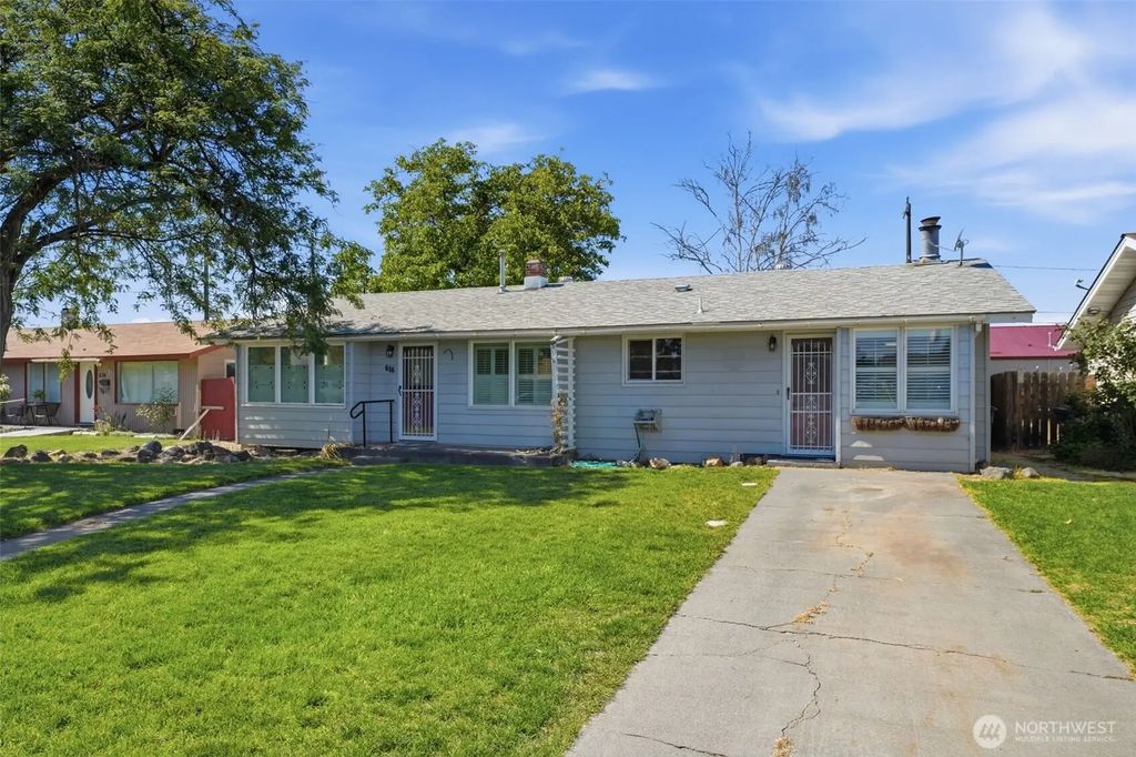 616 S 2nd Avenue, Othello