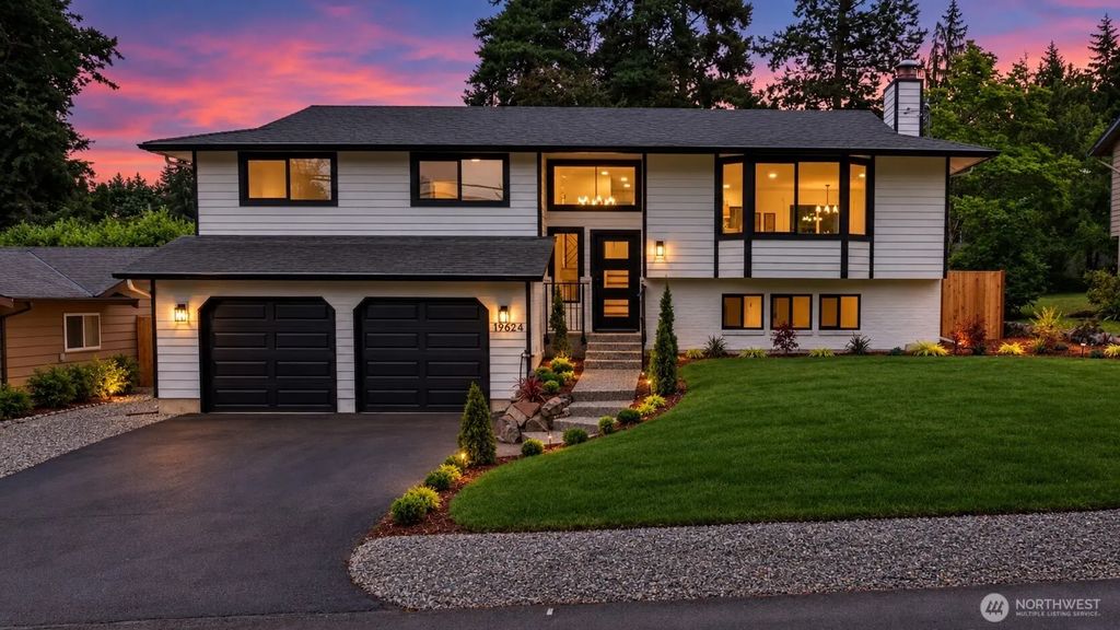 19624 62nd Avenue Ne, Kenmore