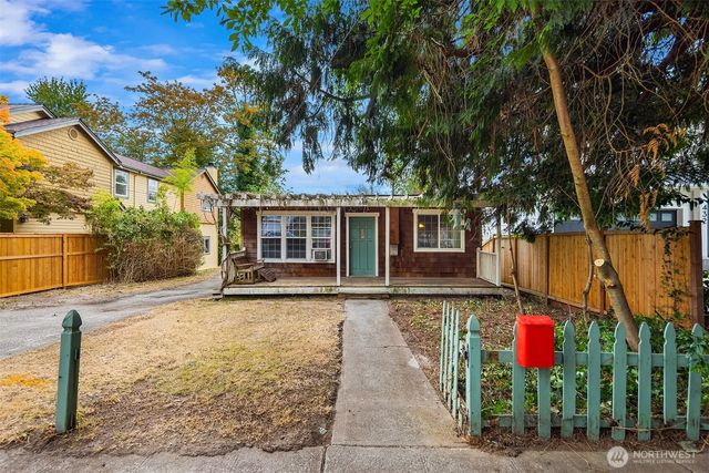 440 26th Avenue E, Seattle