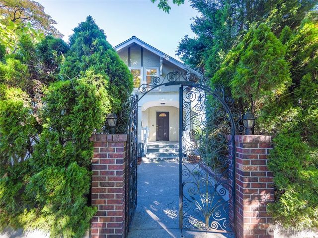 1140 23rd Avenue E, Seattle