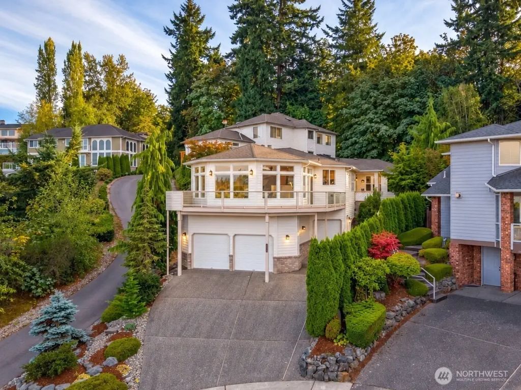 1816 England Avenue, Everett