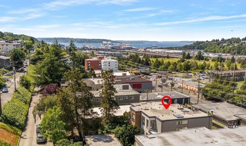 2831 14th Avenue W 2, Seattle