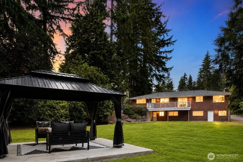 114 231st Street Se, Bothell